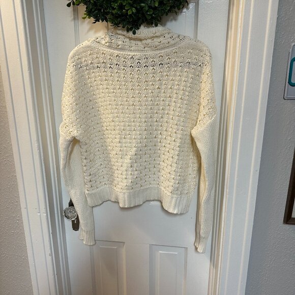 Nine West Cream Crowl Sweater w/Gold Thread-Medium - Picture 2 of 6